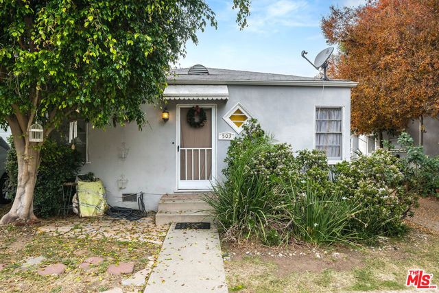 2924 W Riverside Drive, Burbank, CA 91505