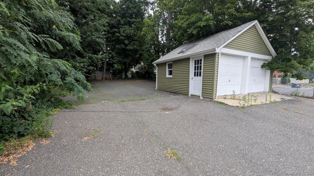 153 W Main Street, Kings Park, NY 11754