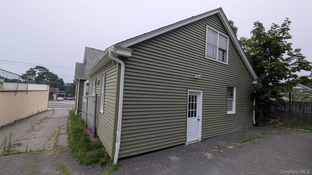 153 W Main Street, Kings Park, NY 11754