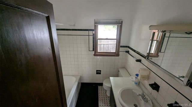 153 W Main Street, Kings Park, NY 11754