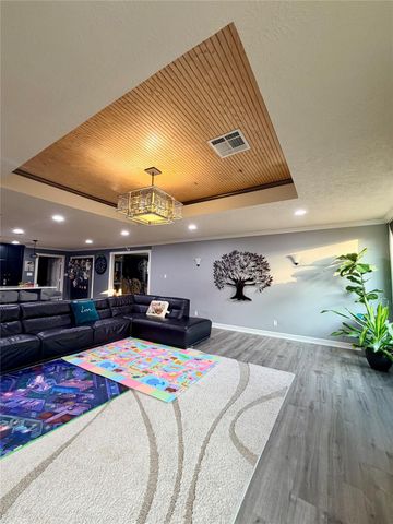 9770 Tappenbeck Drive, Houston, TX 77055