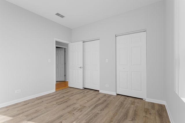 2451 W Howard Street 404, Chicago, IL 60645