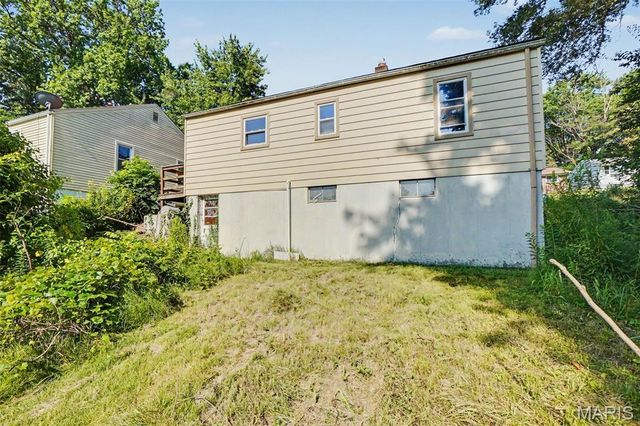 10068 Stimson Drive, St Louis, MO 63137
