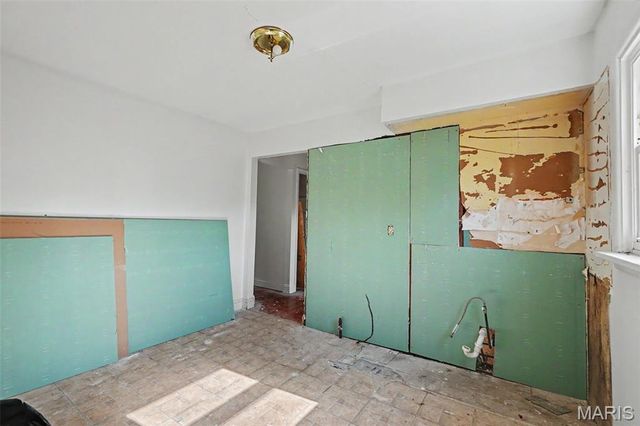 10068 Stimson Drive, St Louis, MO 63137