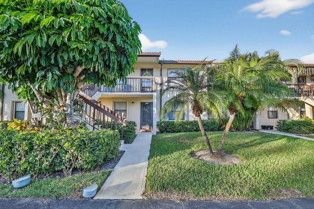 4542 Lucerne Lakes Boulevard E 202, Lake Worth, FL 33467