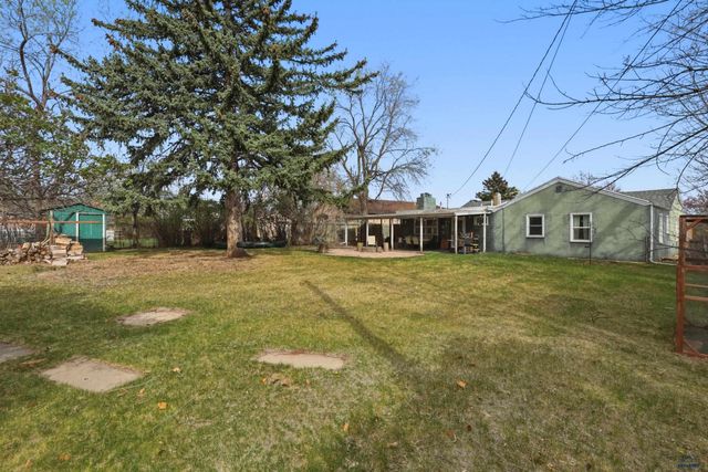 231 PHILIP DR, Rapid City, SD 57702