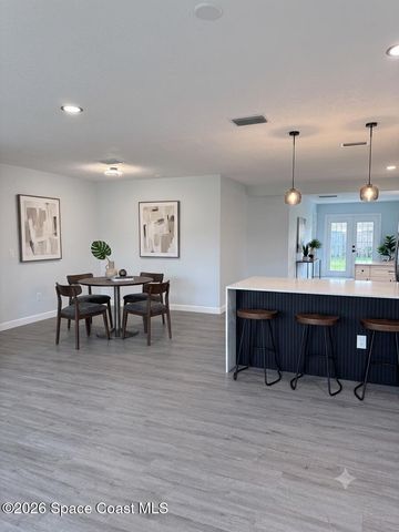 2010 Algeria Street NE, Palm Bay, FL 32905