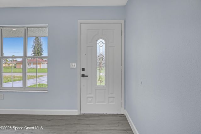 2010 Algeria Street NE, Palm Bay, FL 32905