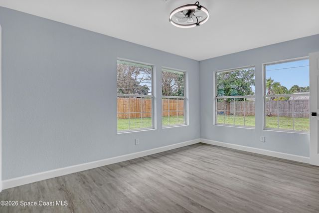 2010 Algeria Street NE, Palm Bay, FL 32905