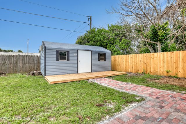 2010 Algeria Street NE, Palm Bay, FL 32905