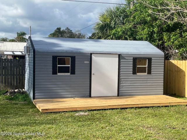 2010 Algeria Street NE, Palm Bay, FL 32905