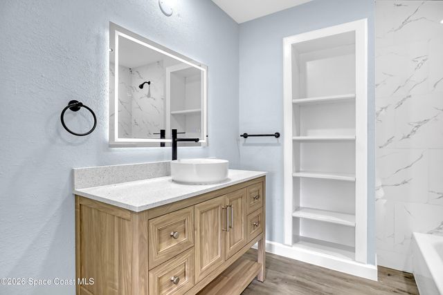 2010 Algeria Street NE, Palm Bay, FL 32905