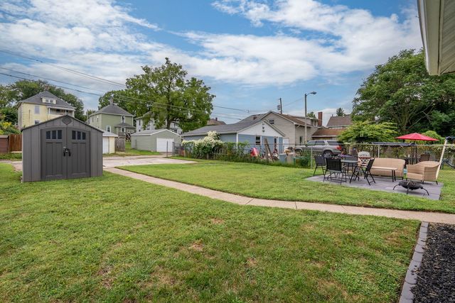 1718 13th Avenue, Moline, IL 61265