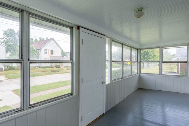 1718 13th Avenue, Moline, IL 61265
