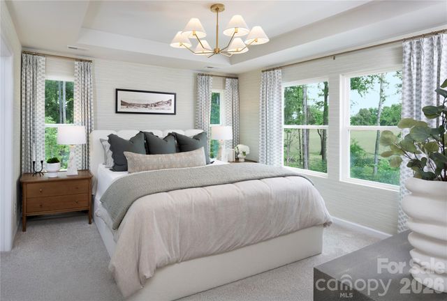 1335 Vibrant Road, Charlotte, NC 28215