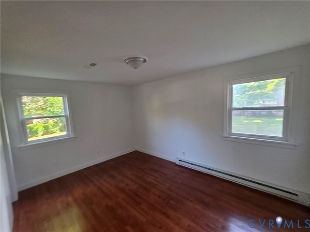 7967 Vaughan Dr, Mechanicsville, VA 23111