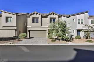 10467 Joaquin Fire Street, Las Vegas, NV 89141