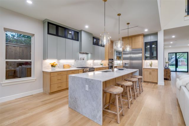 3629 Vancouver Drive, Dallas, TX 75229