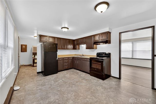 5009 Yalecrest Drive, Dayton, OH 45417