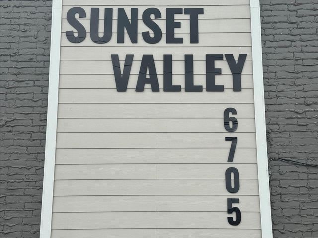 6705 Fairway Drive 26, Houston, TX 77087