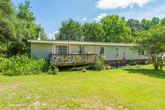 253 Winter Drive, Cottageville, SC 29435