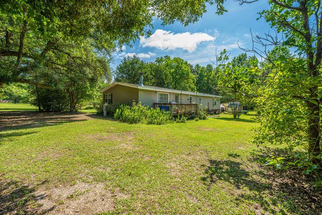 253 Winter Drive, Cottageville, SC 29435