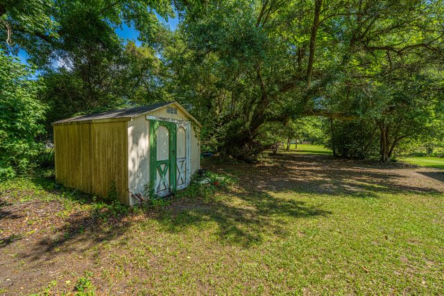 253 Winter Drive, Cottageville, SC 29435