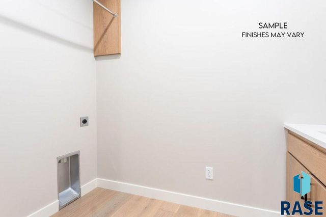 1768 N Otto Ave Avenue, Sioux Falls, SD 57110