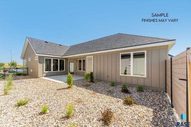 1768 N Otto Ave Avenue, Sioux Falls, SD 57110