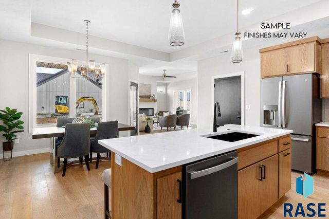 1768 N Otto Ave Avenue, Sioux Falls, SD 57110