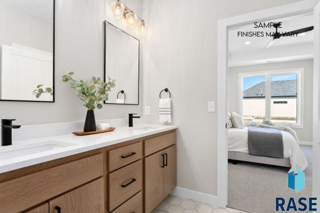 1768 N Otto Ave Avenue, Sioux Falls, SD 57110