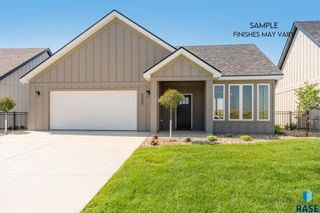 1768 N Otto Ave Avenue, Sioux Falls, SD 57110