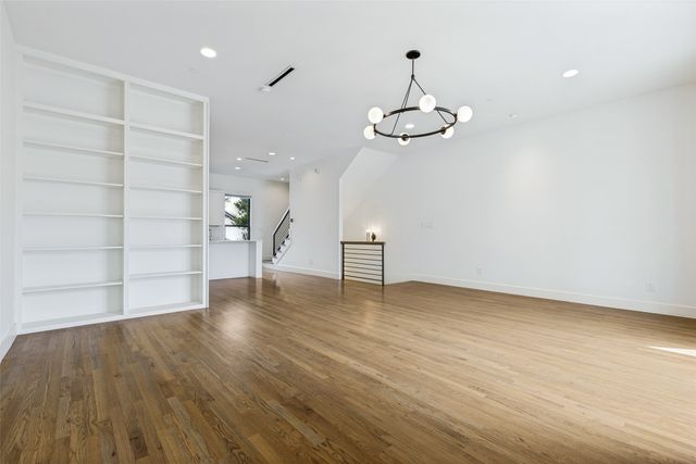 4120 Gilbert Avenue B, Dallas, TX 75219
