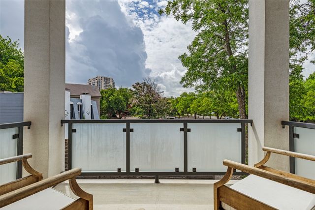 4120 Gilbert Avenue B, Dallas, TX 75219