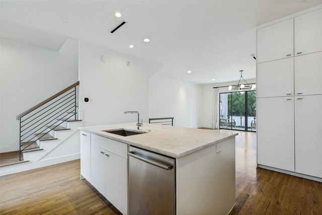 4120 Gilbert Avenue B, Dallas, TX 75219