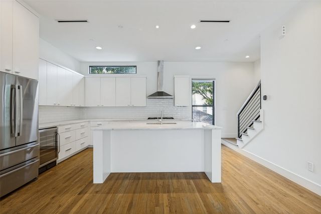 4120 Gilbert Avenue B, Dallas, TX 75219