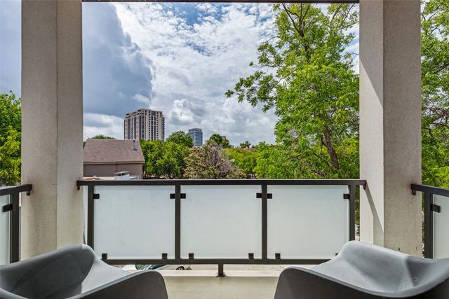 4120 Gilbert Avenue B, Dallas, TX 75219