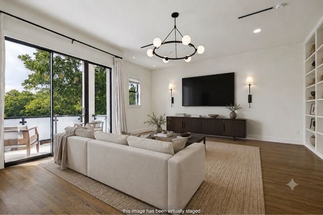 4120 Gilbert Avenue B, Dallas, TX 75219
