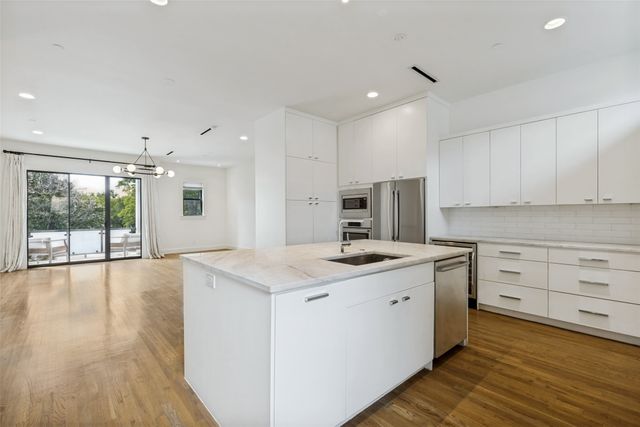 4120 Gilbert Avenue B, Dallas, TX 75219