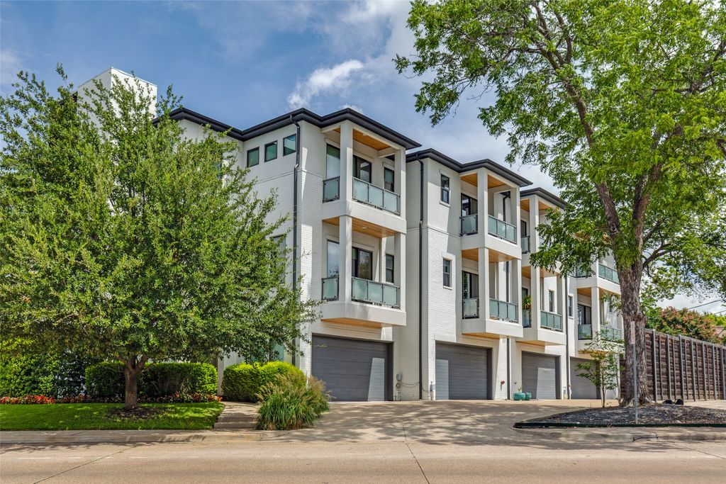 4120 Gilbert Avenue B, Dallas, TX 75219