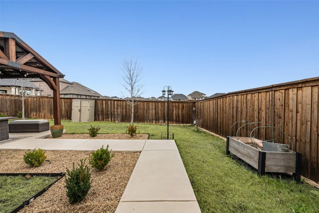 10740 Juniper Canyon Way, Fort Worth, TX 76126