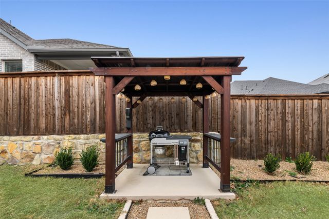 10740 Juniper Canyon Way, Fort Worth, TX 76126