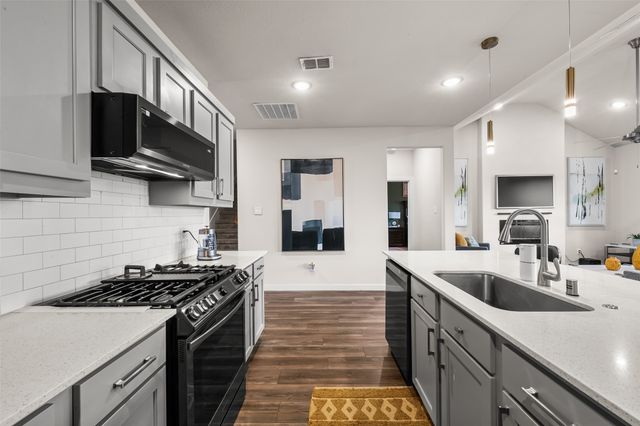 10740 Juniper Canyon Way, Fort Worth, TX 76126