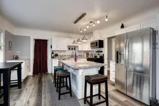1412 V St, Sacramento, CA 95818