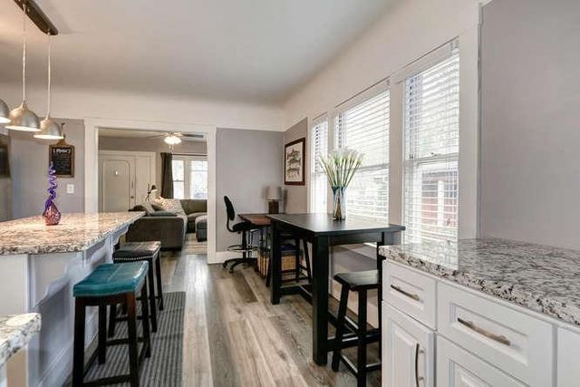 1412 V St, Sacramento, CA 95818