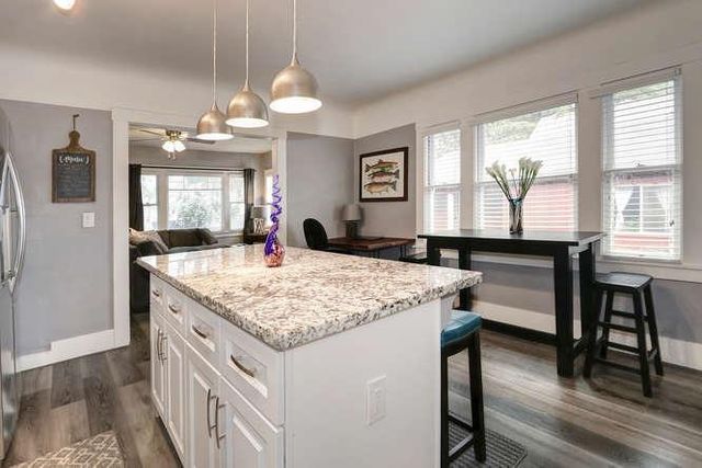 1412 V St, Sacramento, CA 95818