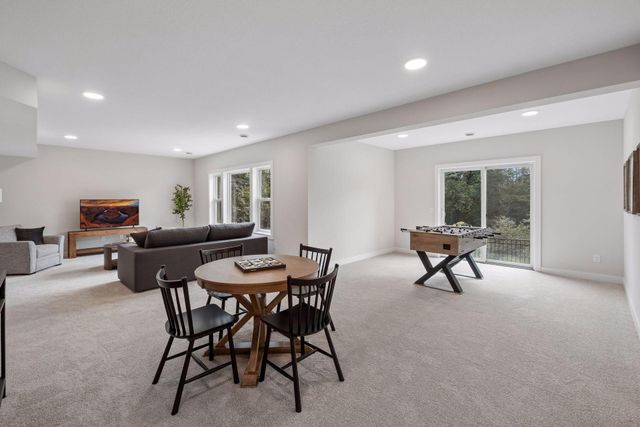 7356 Ambercrest Curve, Inver Grove Heights, MN 55077