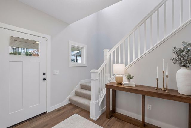 7356 Ambercrest Curve, Inver Grove Heights, MN 55077