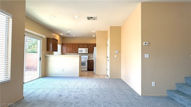 1013 Shades End Avenue, North Las Vegas, NV 89081