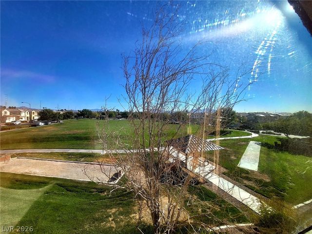 1013 Shades End Avenue, North Las Vegas, NV 89081